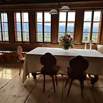Schloss Weinstein Hotel *
