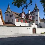 Schloss Weinstein Hotel