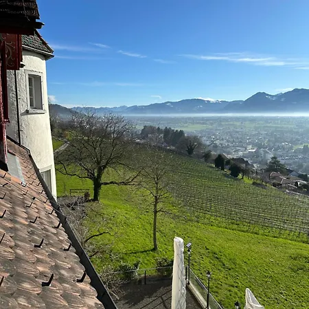 Otel Schloss Weinstein
