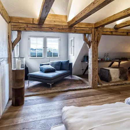 Schloss Weinstein * Marbach St Gallen